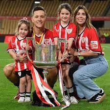 湖人120-114灰熊3喜1忧！双核默契搭配，艾顿终觉醒，替补没法看